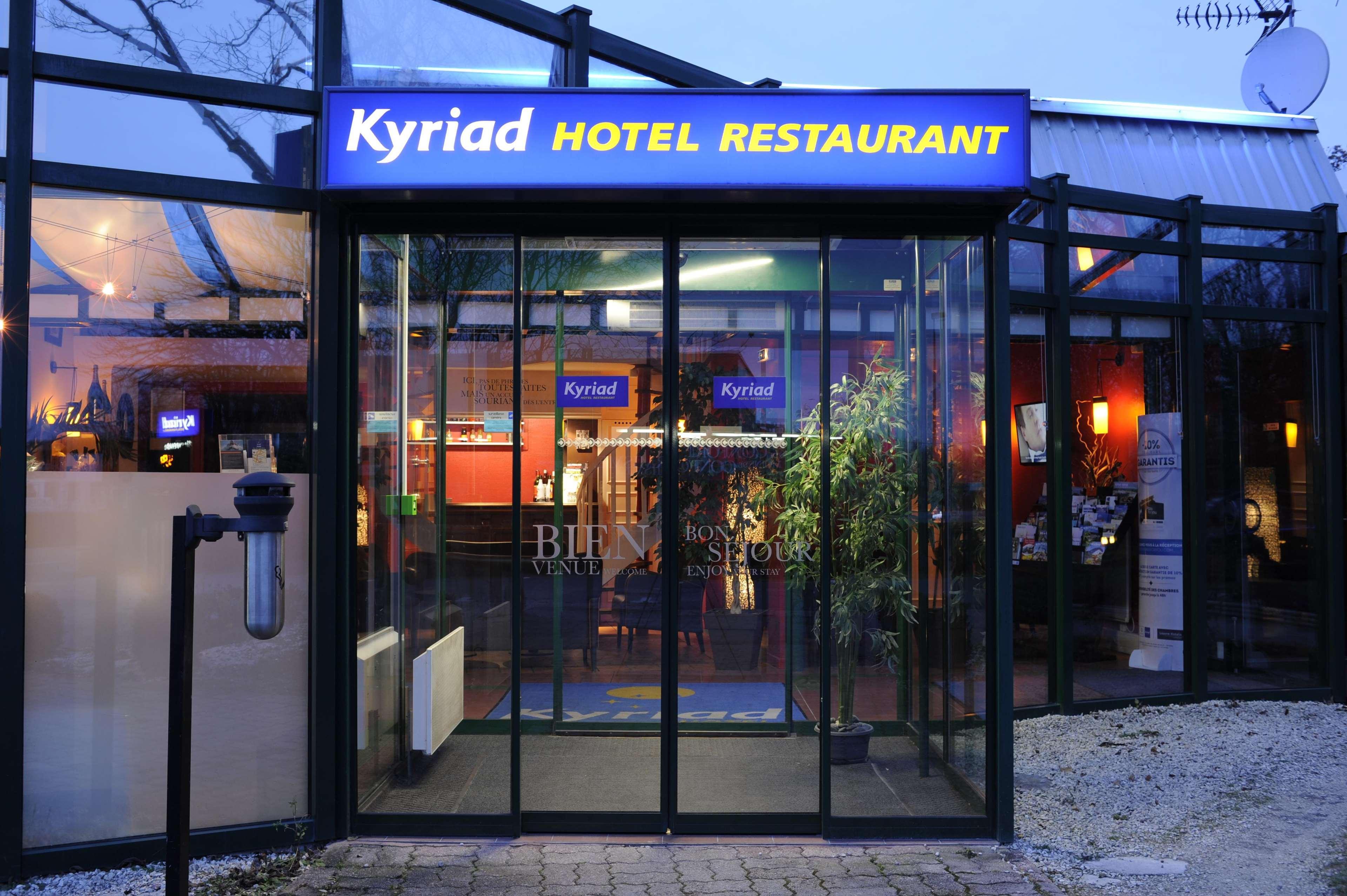 Kyriad Reims Est - Parc Expositions Bagian luar foto