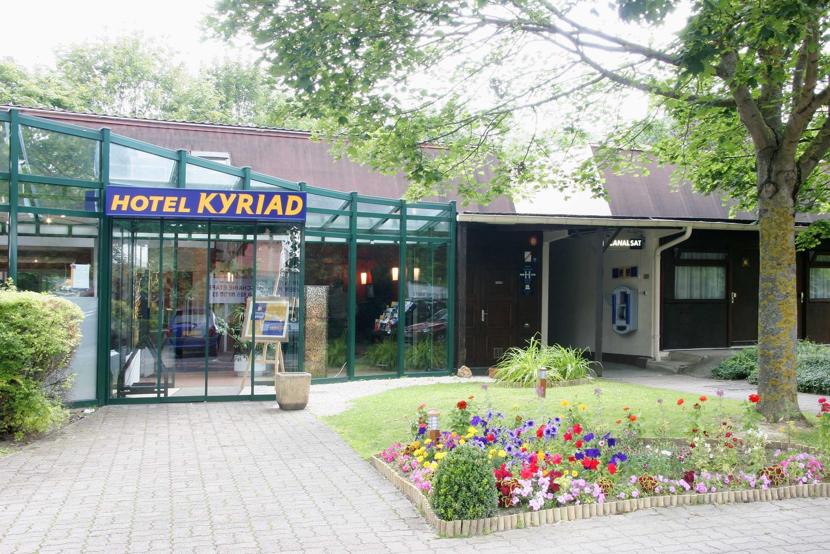 Kyriad Reims Est - Parc Expositions Bagian luar foto